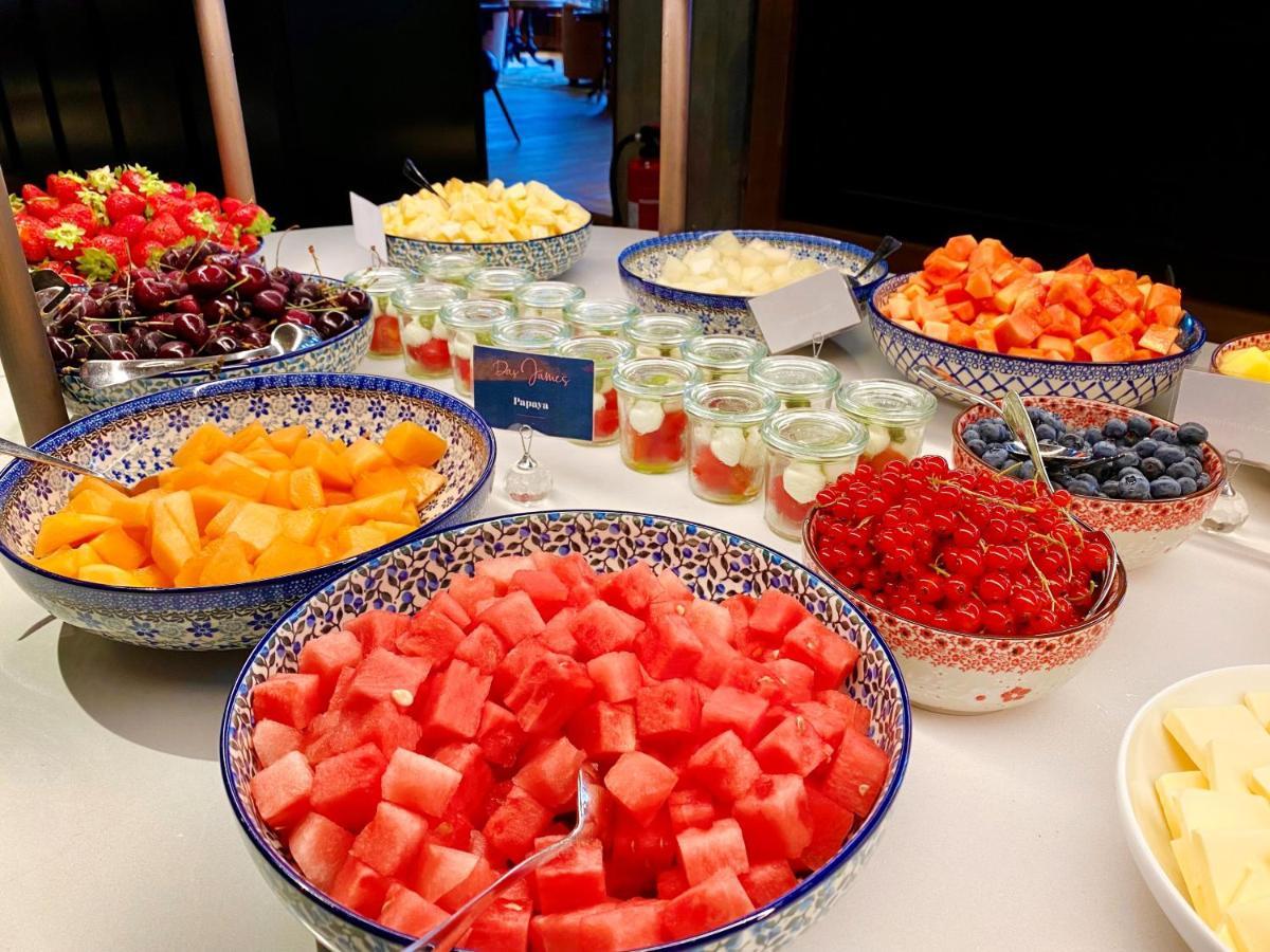 Das James Φλένσμπουργκ Εξωτερικό φωτογραφία Fruit salad