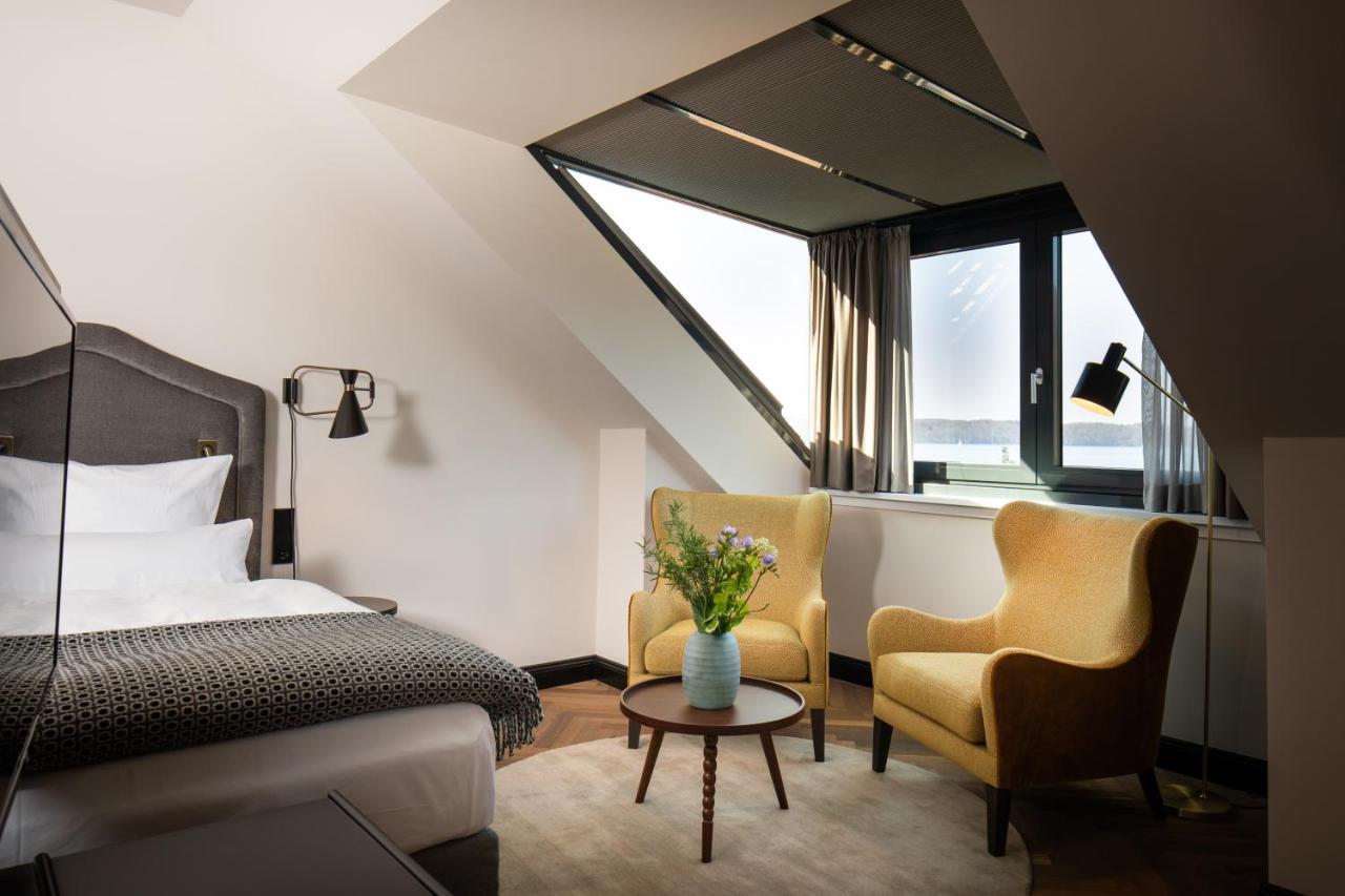Das James Φλένσμπουργκ Εξωτερικό φωτογραφία A room at the Hotel