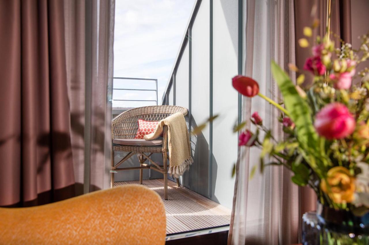Das James Φλένσμπουργκ Εξωτερικό φωτογραφία A room at the hotel
